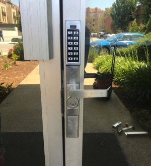 keypad installation residential locksmith