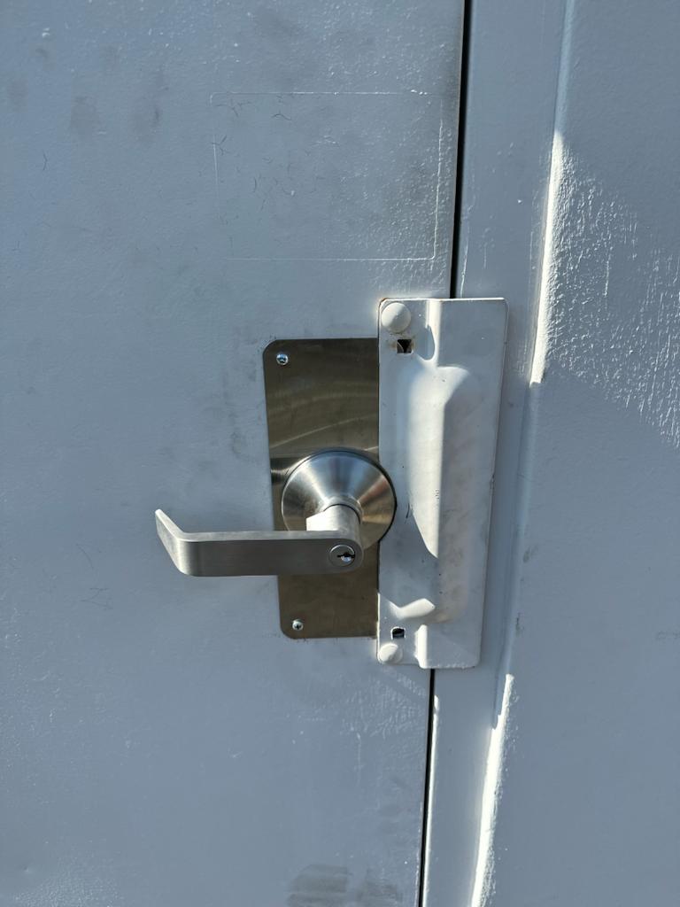 commercial lockout and lock installation